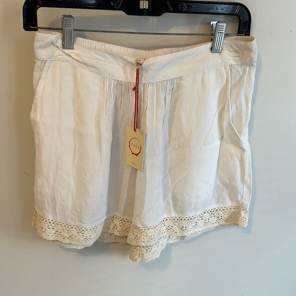 Raga Pure Love Shorts White Gauze Embroidered Trim - Picture 2 of 7